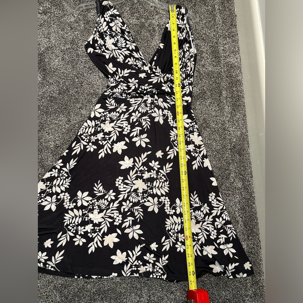 EROKE, size small made in Italy, fun stretchy black white cream floral dress